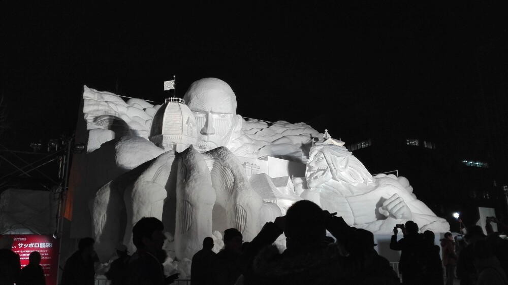 ２０１６さっぽろ雪まつり 輝きを失ったような マンション白梅